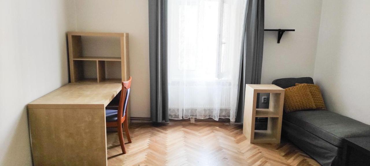 Apartment Green House - Old Town ブラチスラヴァ エクステリア 写真
